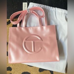 100% Authentic Telfar Medium Shopping Bag in Ballerina! Never Used